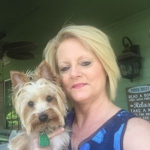 Meet your Posher, Deb